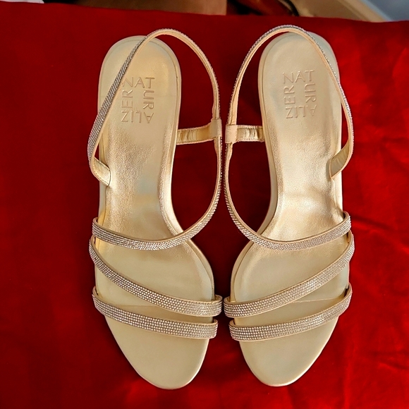 Naturalizer Vanessa 2 Sandal - Picture 1 of 4